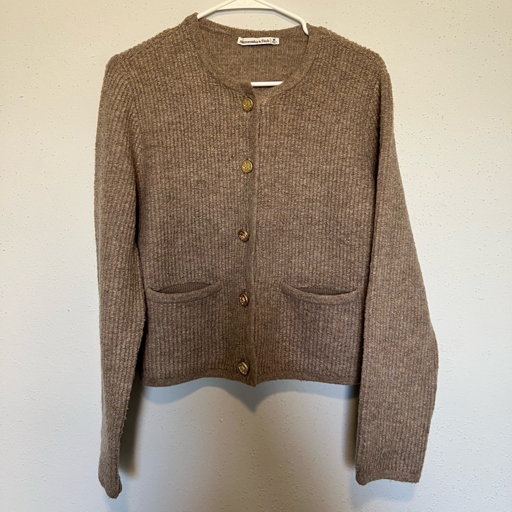 Abercrombie & Fitch Brown Cardigan Sweater with Ribbed Trim, size L, never worn